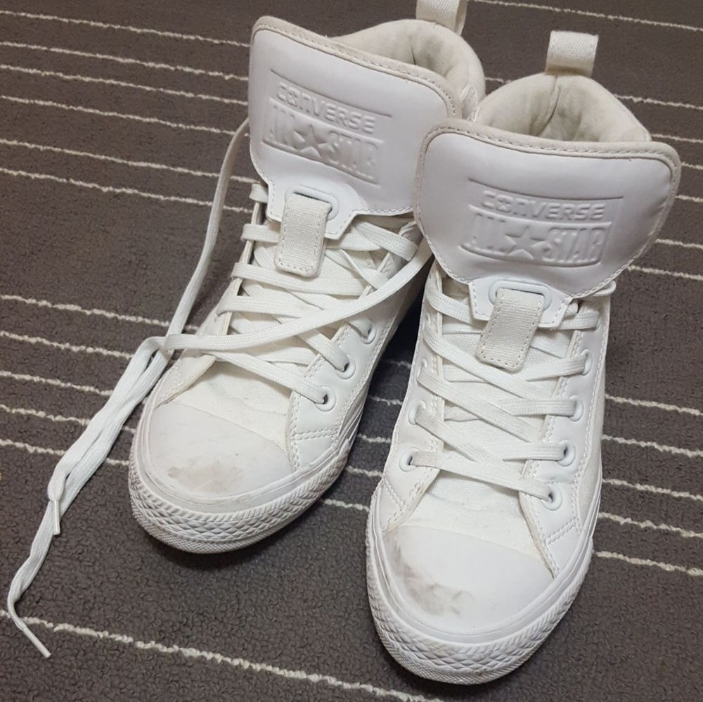 Converse chucks all white wide tongue sz W8 / M6